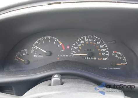 2002 Pontiac Grand Prix Gt z USA, uszkodzony, nr VIN 1G2WP52K72F271501